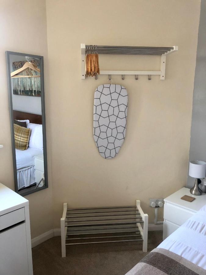 Number 19 Guest House - Self Check In - Under 4 Miles From Barrow In Furness Долтон-ин-Фернесс Экстерьер фото