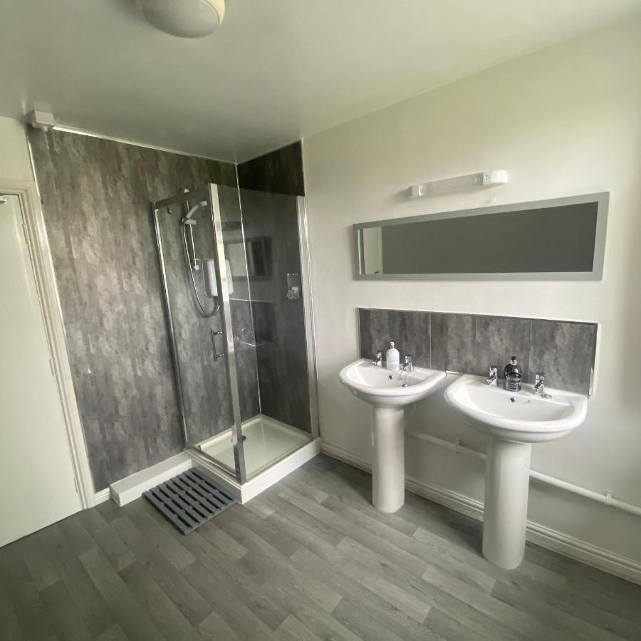 Number 19 Guest House - Self Check In - Under 4 Miles From Barrow In Furness Долтон-ин-Фернесс Экстерьер фото
